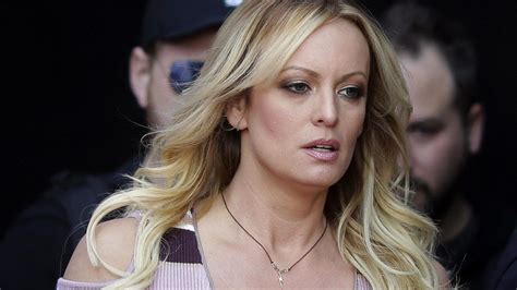 stormy da|Stormy Daniels, chi è la ex pornostar che ha fatto